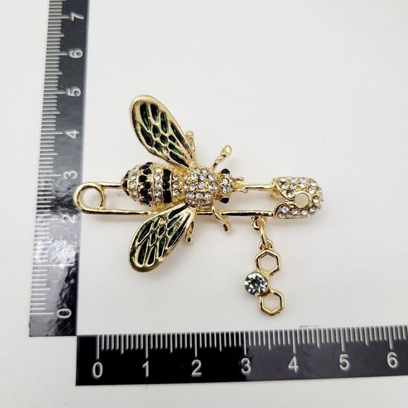 Brand New Gold Tone Bee Green Wing Rhinestone Brooch Pin - Picture 8 of 8